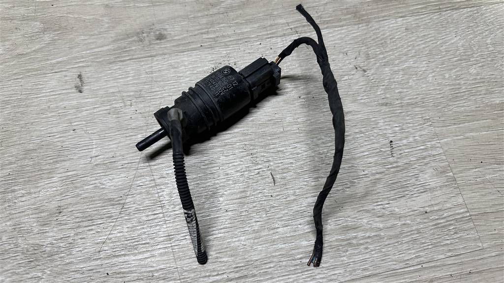 BMW 5-серия F10/F11 2009> для Мотор стеклоомывателя передний