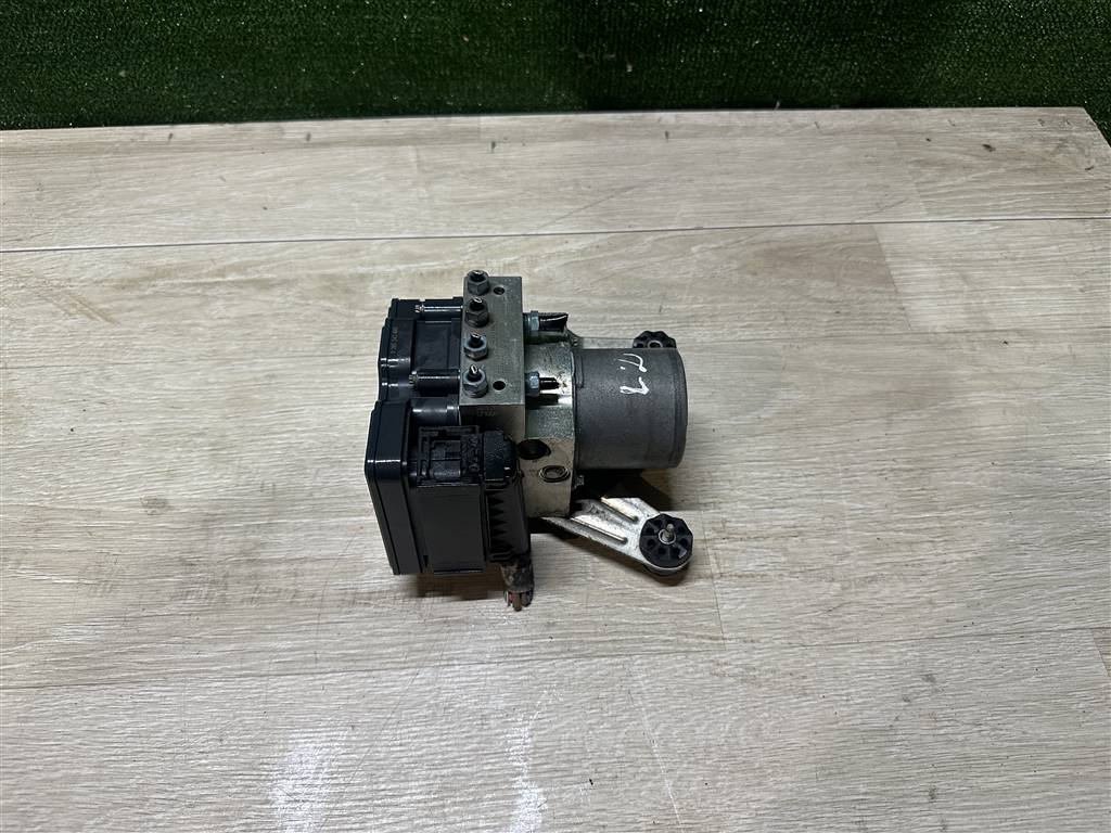 BMW 5-серия F10/F11 2009> для Блок ABS