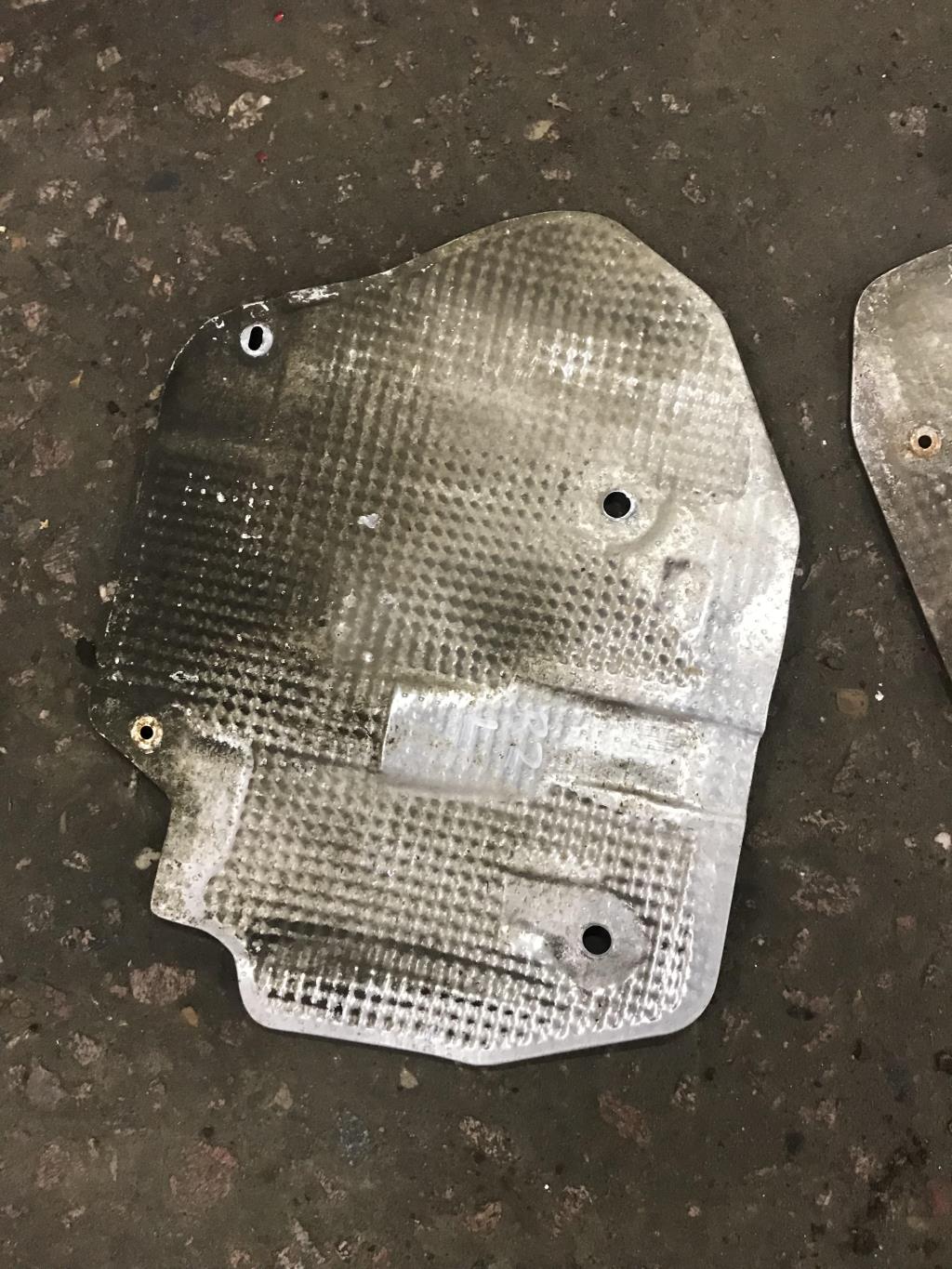 Audi Q7 (4L)  2005 - 2009 для Экран тепловой