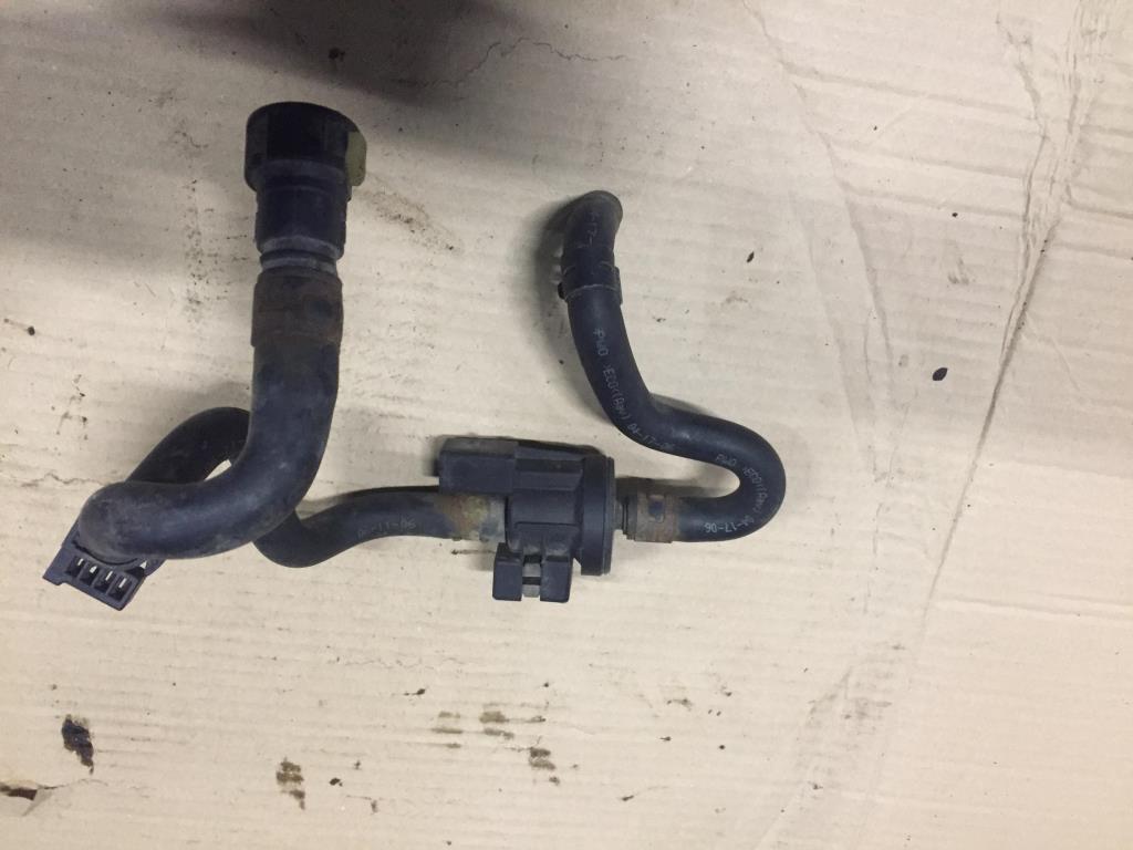 Audi Q7 (4L)  2005 - 2009 для Клапан вентиляции топливного бака