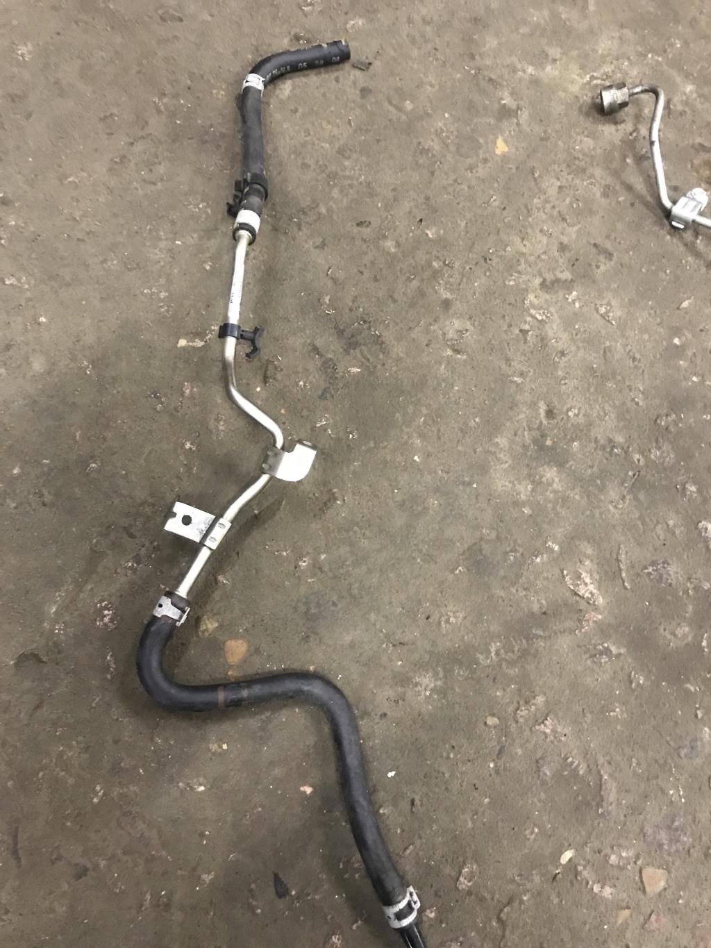 Audi A4 (B8) 2007-2012 для Трубка