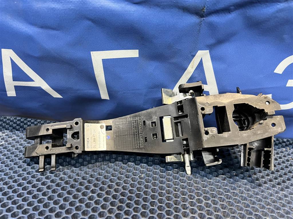 Land Rover Freelander 2 2007> для Кронштейн ручки