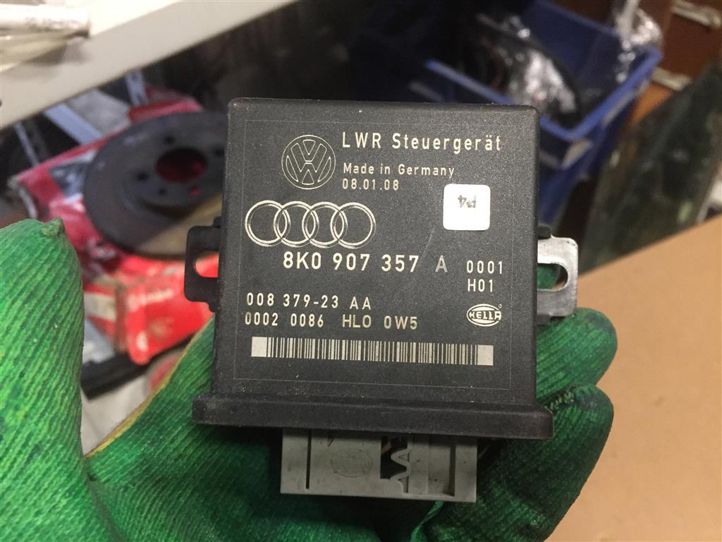 Audi A4 (B8) 2007-2012 для Блок корректора фар