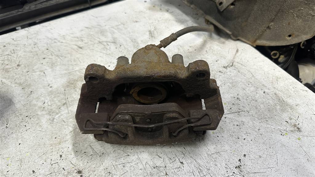 Skoda Octavia (A5 1Z-) 2008-2013 рестайлинг для Суппорт передний правый