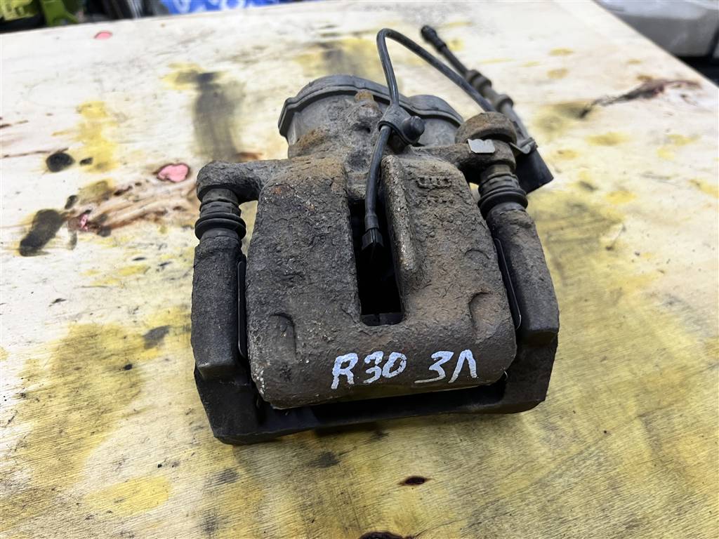 Audi A6 (C7 4G)2011-2014 для Суппорт задний правый