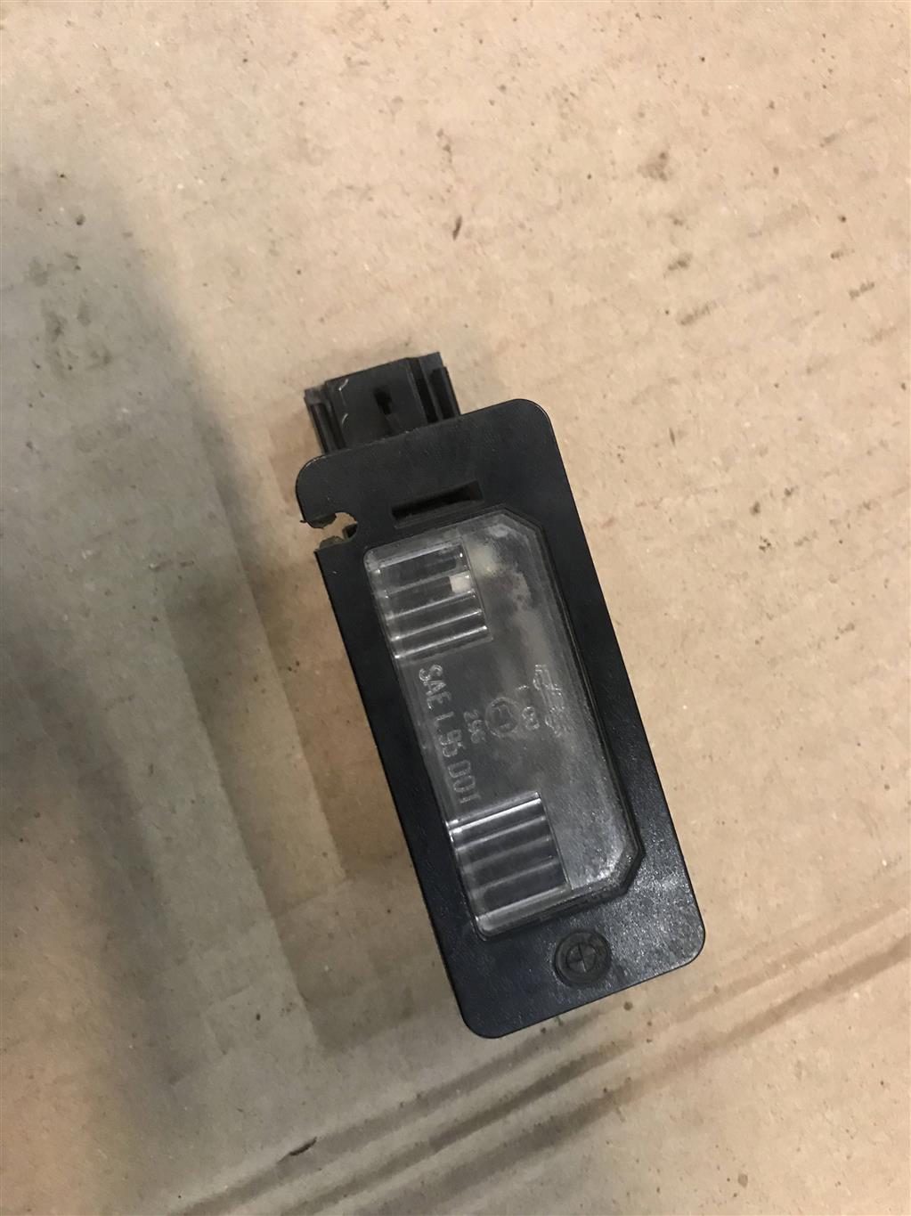 BMW 3 E90 для Фонарь подсветки номера