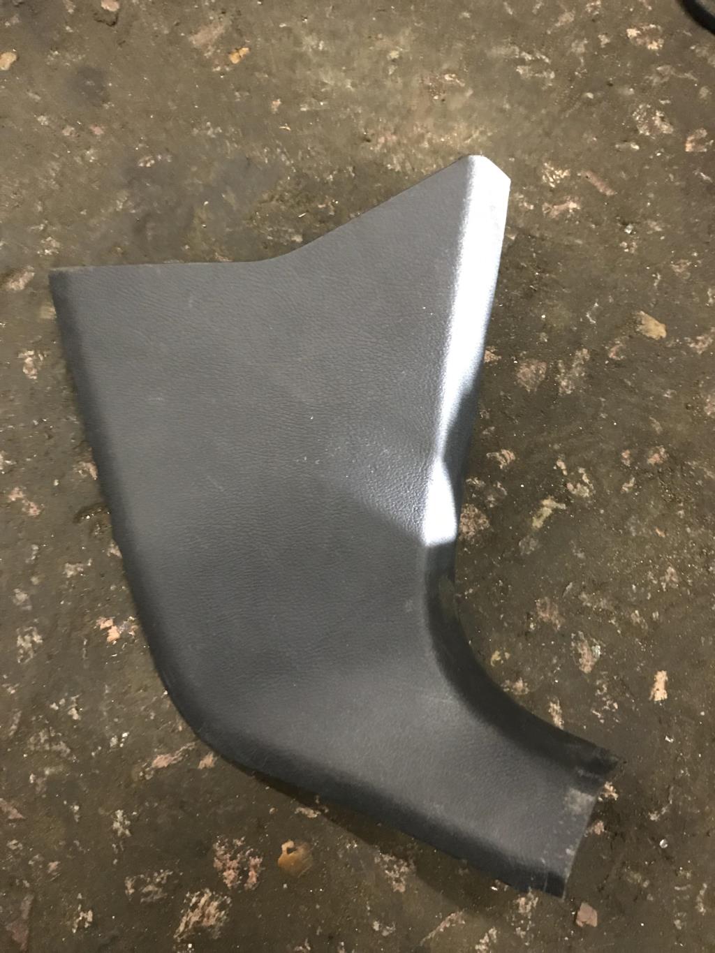 Volkswagen Passat (B6) 2005-2010 для Накладка порога (внутренняя)