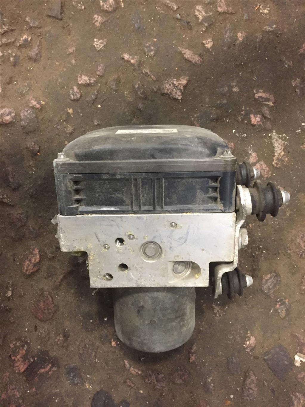 Audi A8 (D4,4H) 2011-2014 для Блок ABS