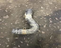 Патрубок для Volkswagen Passat (B3) 1988-1993  запчасти бу