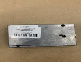 Блок управления внешних аудиоустройств для Audi A4 (B8) 2007-2012  запчасти бу