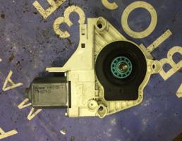 Мотор стеклоподъемника для Audi A4 (B8) 2007-2012  запчасти бу