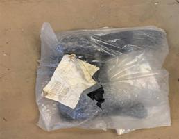 Опорный кронштейн для Porsche Cayenne 958 2010-2014  запчасти бу