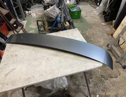 Спойлер крышки багажника для Audi Q7 (4L)  2005 - 2009  запчасти бу