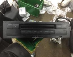 CD чейнджер для Audi Q7 (4L)  2005 - 2009  запчасти бу