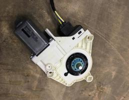 Мотор стеклоподъемника для Audi A6 (C6 4F) 2005-2008  запчасти бу