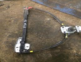 Стеклоподъемник задний правый для Volkswagen Passat (B4) 1994-1996  запчасти бу