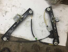 Стеклоподъемник передний левый для Mercedes-Benz W205 C205 Coupe  запчасти бу