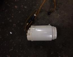 Топливный насос для Audi Q7 (4L)  2005 - 2009  запчасти бу