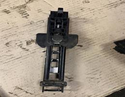 Кронштейн для Audi A6 (C6 4F) Allroad quattro 2005-2012  запчасти бу