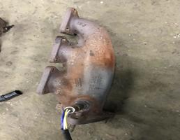 Коллектор выпускной для Audi A6 (C6 4F) 2005-2008  запчасти бу