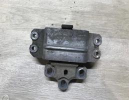 Опора КПП левая для Skoda Superb 2008-2015  запчасти бу