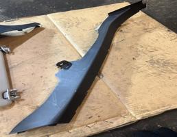 Обшивка стойки для Mercedes-Benz W204 C-classe 2011-2015 рестайлинг  запчасти бу