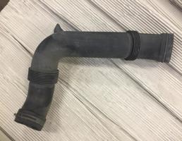 Патрубок для Volkswagen Jetta 2005-2011  запчасти бу