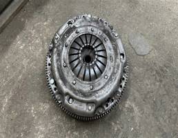 Маховик для Volkswagen Passat (B7) 2011-2015  запчасти бу