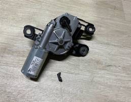 Мотор стеклоочистителя задний для Skoda Octavia (A7) 2013-2017  запчасти бу