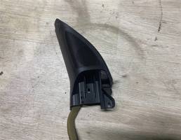 Накладка двери уголок зеркала для Volkswagen Golf VI 2009-2012  запчасти бу