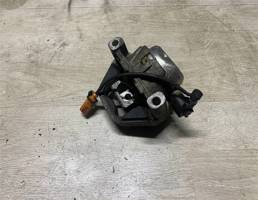 Опора двигателя правая для Audi A6 (C7 4G)2011-2014  запчасти бу