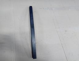 Направляющая стекла двери для BMW X6 E71 2008-2014  запчасти бу