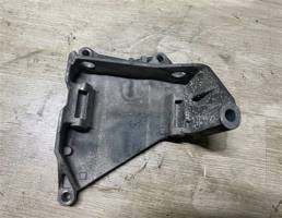 Кронштейн генератора для Volkswagen Touareg 7L 2007-2010  запчасти бу