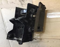 Кронштейн топливного фильтра для Volkswagen Transporter T5 2009-2015  запчасти бу