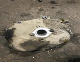 Крышка ГБЦ задняя для Volkswagen Touareg 7L 2007-2010  запчасти бу