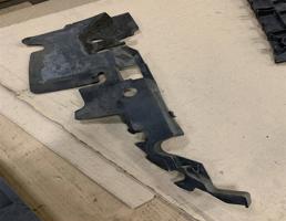 Воздуховод для Audi RS6 (C6 4F) 2007-2011  запчасти бу