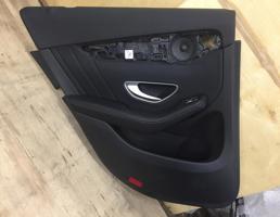 Обшивка двери задней левой для Mercedes-Benz W253 X253 GLC 2015-2019  запчасти бу