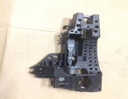 Кронштейн ручки для Audi A6 (C7 4G)2011-2014  запчасти бу