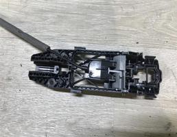 Кронштейн ручки для Volkswagen Tiguan 2007-2011  запчасти бу