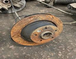 Кулак поворотный задний правый для Volkswagen Touareg 7L 2002-2006  запчасти бу