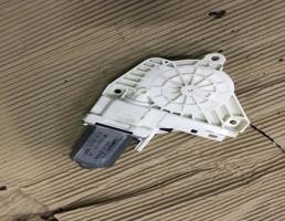 Мотор стеклоподъемника для Audi A4 (B8) 2007-2012  запчасти бу