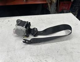 Ремень безопасности с пиропатроном для Skoda Octavia (A7) 2013-2017  запчасти бу