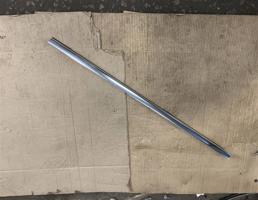 Молдинг задней левой двери для Mercedes-Benz W205 C-classe 2014-2018  запчасти бу