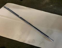 Молдинг стекла двери задней правой для Mercedes-Benz W166 X166 GL 2012-2016  запчасти бу