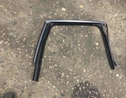 уплотнитель стекла двери задний правый для Volkswagen Touareg NF 2010 -2014  запчасти бу