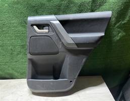 Обшивка двери задней правой для Land Rover Freelander 2 2007>  запчасти бу