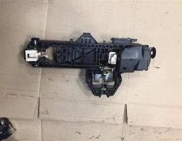 Кронштейн ручки для Mercedes-Benz W204 C-classe 2006-2011  запчасти бу