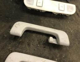 Ручка потолочная для Audi A6 (C6 4F) 2005-2008  запчасти бу
