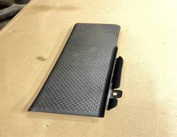 Накладка площадки отдыха ноги для Skoda Octavia (A5 1Z-) 2008-2013 рестайлинг  запчасти бу