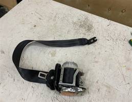 Ремень безопасности с пиропатроном для Skoda Octavia (A7) 2013-2017  запчасти бу